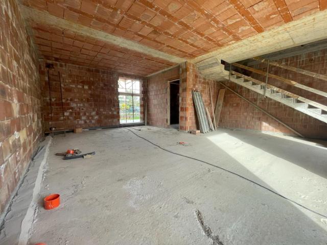 Villa Indipendente in vendita a Massa e Cozzile, Toscana