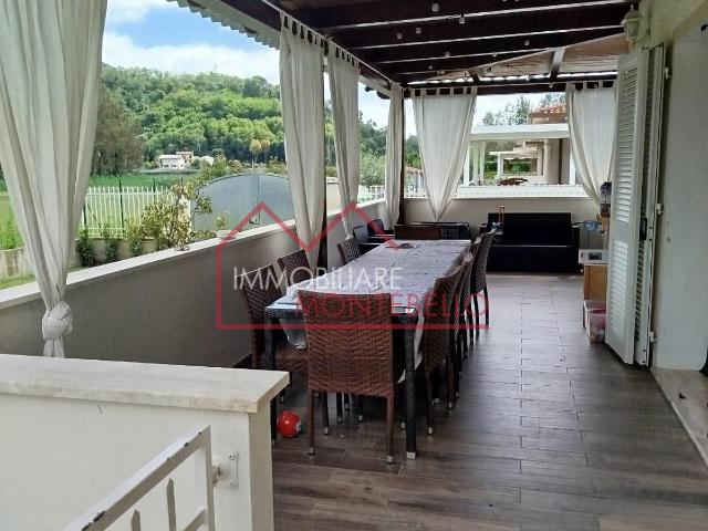 Villa Indipendente in vendita a Massarosa, Toscana