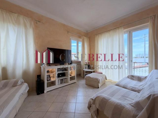 Villa Indipendente in vendita a Massarosa, Toscana