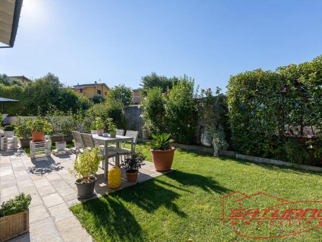 Villa Indipendente in vendita a Gossi, Montecarlo