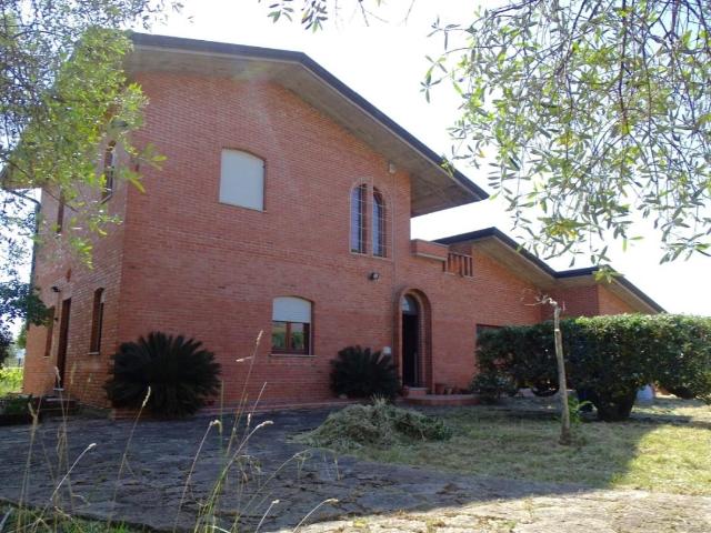 Villa Indipendente in vendita a Centro Est, Serra Riccò