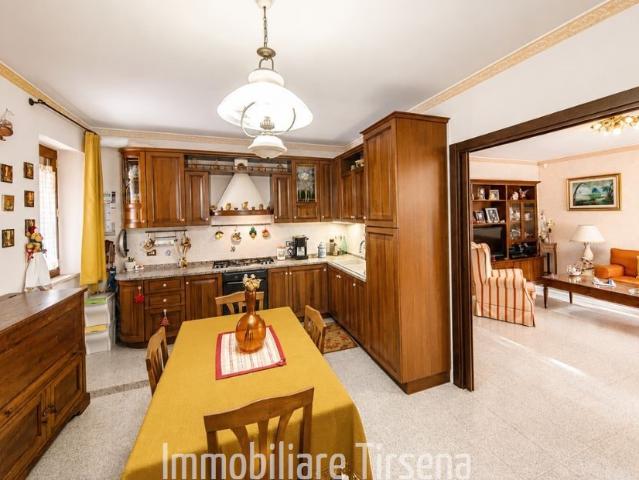 Villa Indipendente in vendita a Sferracavallo, Orvieto