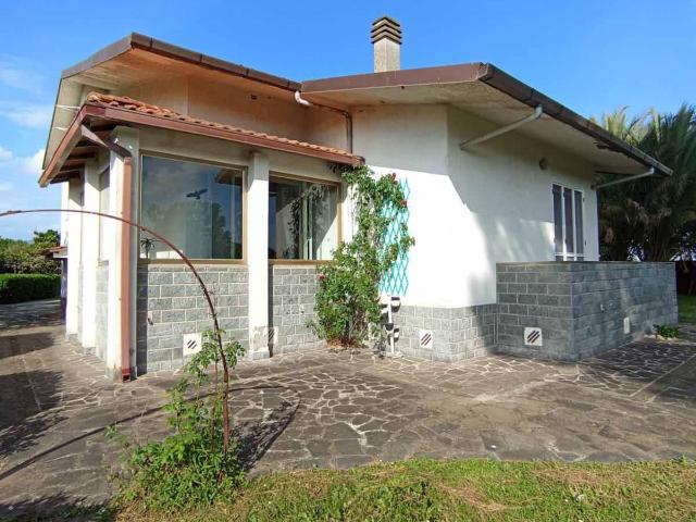 Villa Indipendente in vendita a Oratoio, Pisa