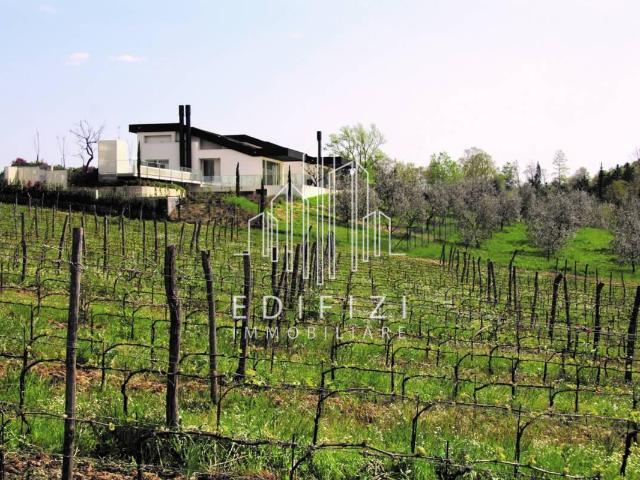 Villa Indipendente in vendita a Pontedera, Toscana