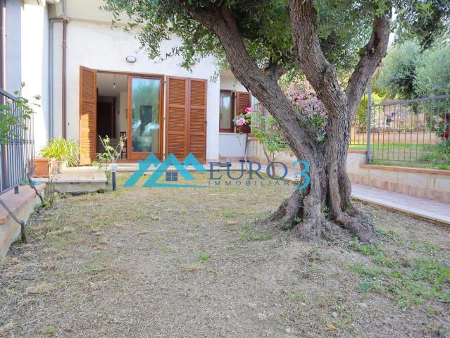 Villa Indipendente in vendita a Marche, Ascoli Piceno