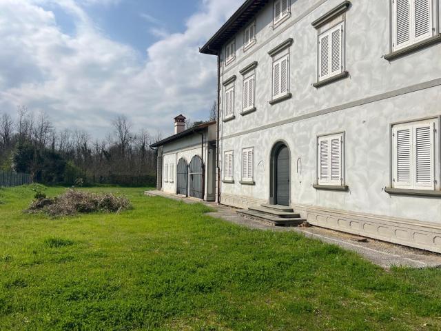 Villa Indipendente in vendita a Santa Maria A Monte, Toscana