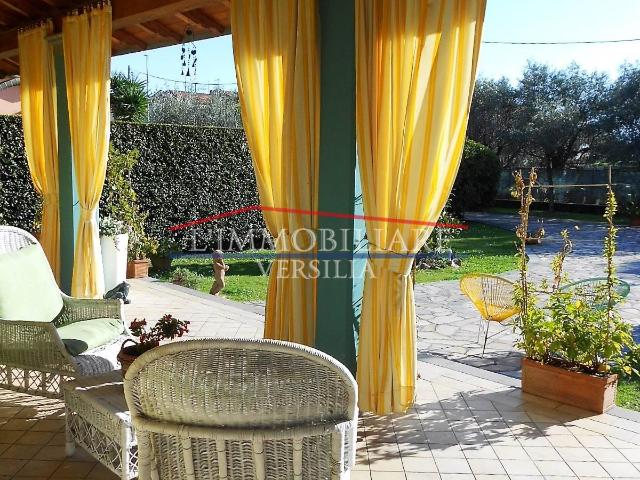 Villa Indipendente in vendita a Frasso, Seravezza
