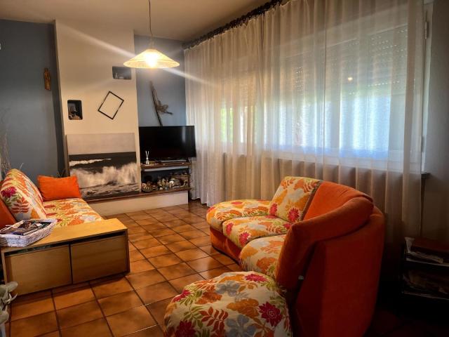 Villa Indipendente in vendita a Frasso, Seravezza
