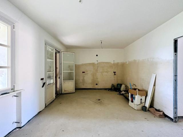 Villa Indipendente in vendita a Frasso, Seravezza