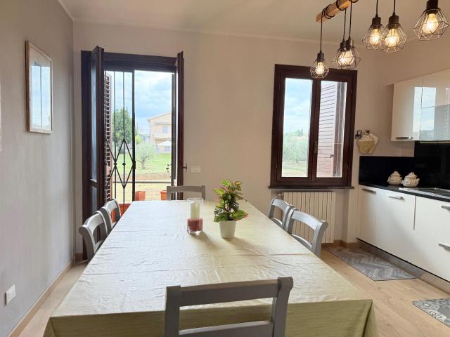 Villa Indipendente in vendita a La Rosa, Terricciola