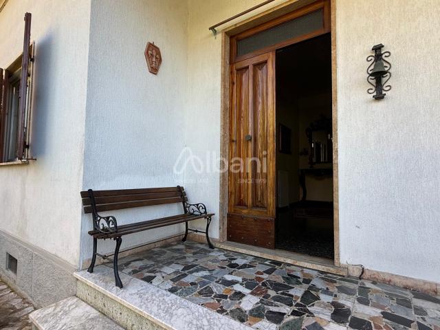 Villa Indipendente in vendita a Vezzano Inferiore, Vezzano Ligure