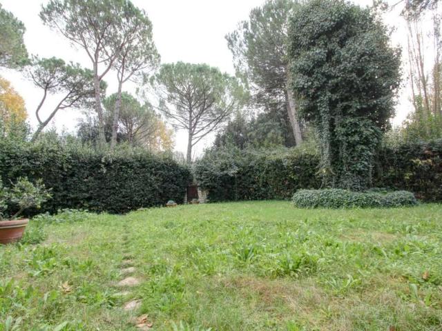 Villa Indipendente in vendita a Municipio Roma XV, Roma Capitale