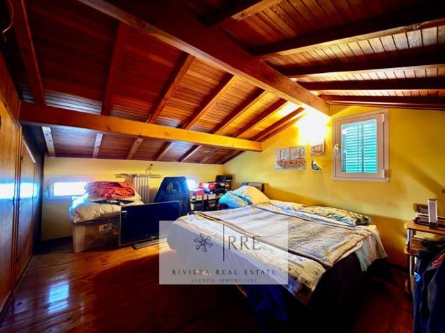 Villa Indipendente in vendita a Diano Gorleri, Diano Marina