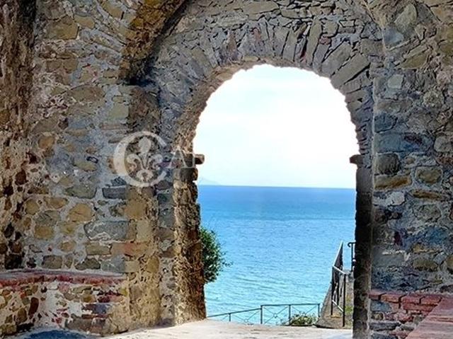 Casa in vendita a Castiglione Della Pescaia, Toscana
