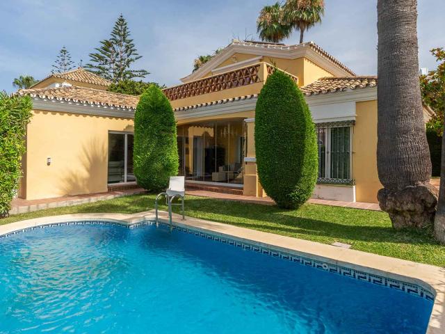 Chalet en alquiler en Rio Real, Costa del Sol Occidental