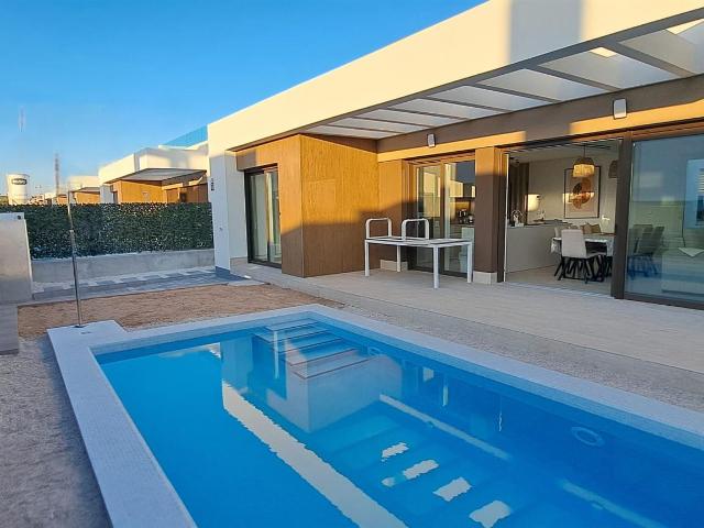 Casa en venta en Orihuela, Orihuela Costa