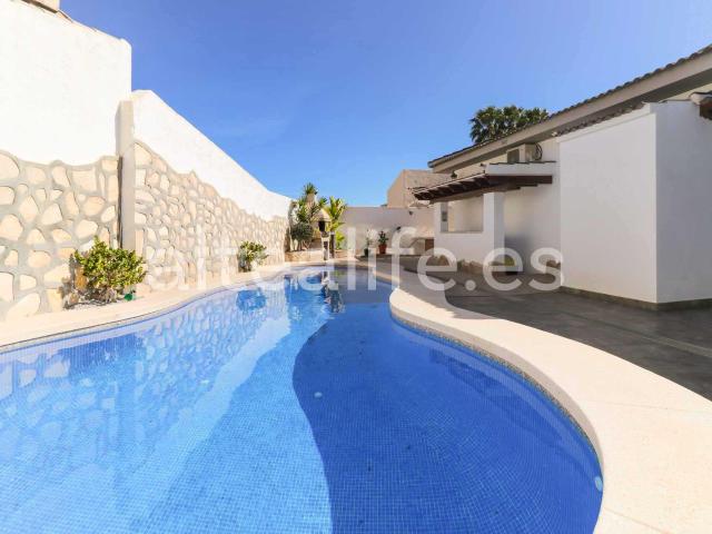 Chalet en alquiler en Urbanització Bell Horitzó, La Nucia