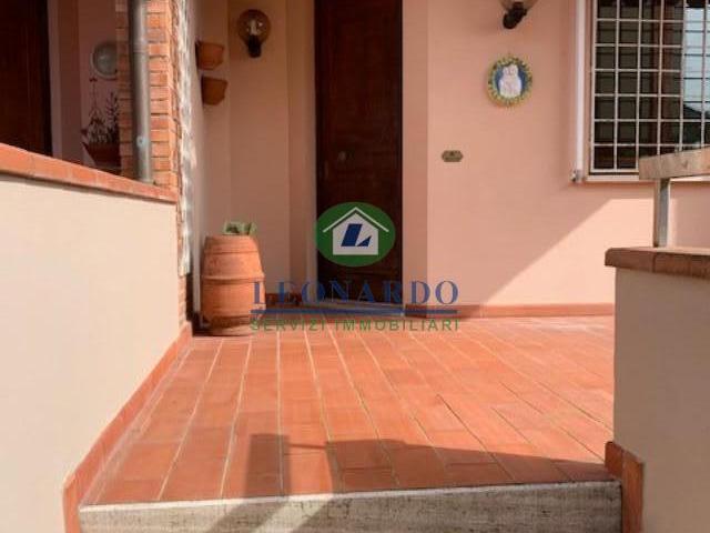 Villa Indipendente in vendita a Montecatini Terme, Toscana