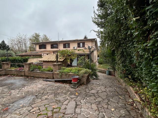 Villa Indipendente in vendita a Artena, Roma Capitale