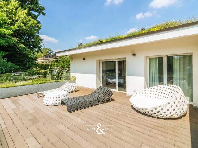 Villa Indipendente in vendita a Cabiate, Lombardia