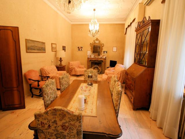 Villa Indipendente in vendita a Montecatini Alto, Montecatini Terme