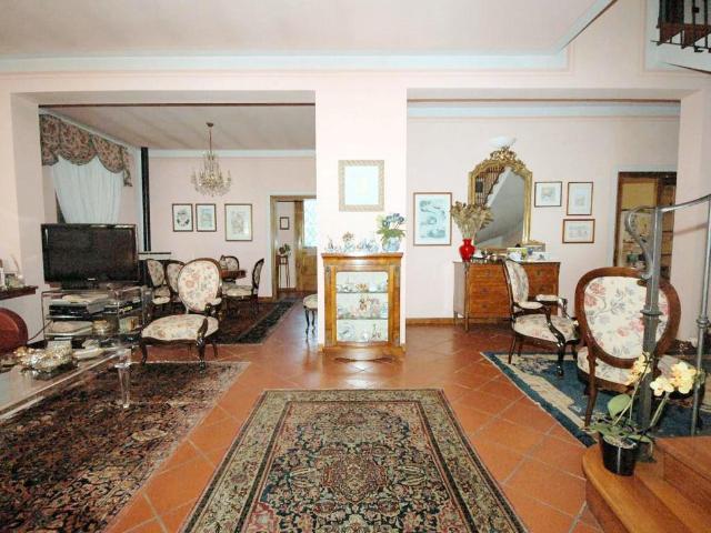 Villa Indipendente in vendita a Rughi, Porcari