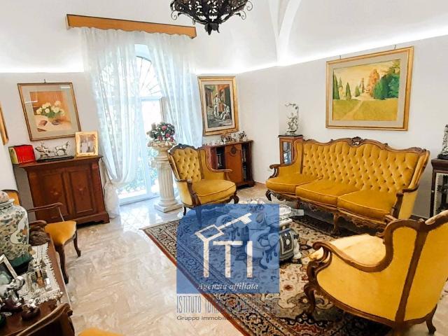 Villa Indipendente in vendita a Sant'elia Fiumerapido, Lazio