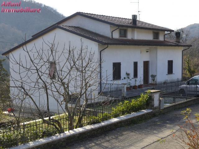 Villa Indipendente in vendita a Talla, Toscana