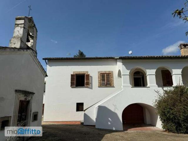 Villa Indipendente in affitto a Alanno Scalo, Alanno