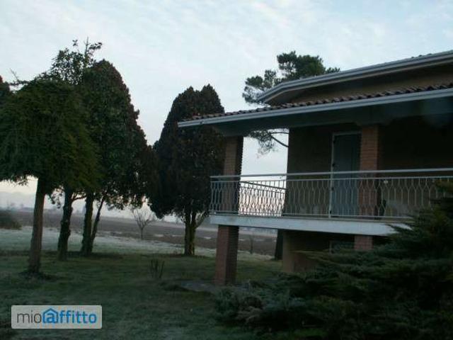 Villa Indipendente in affitto a Cavriana, Lombardia
