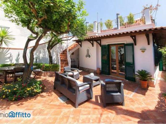 Villa Indipendente in affitto a Ischia, Campania