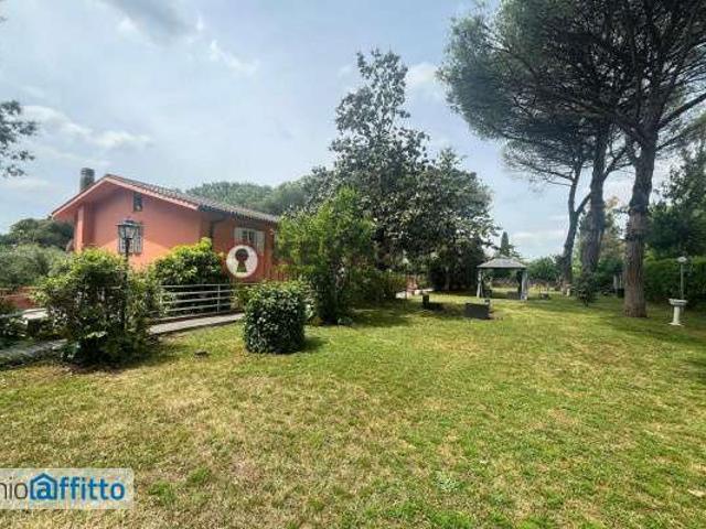 Villa Indipendente in affitto a Municipio Roma VIII, Roma Capitale