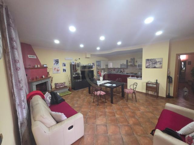 Villa Indipendente in vendita a Naso, Sicilia
