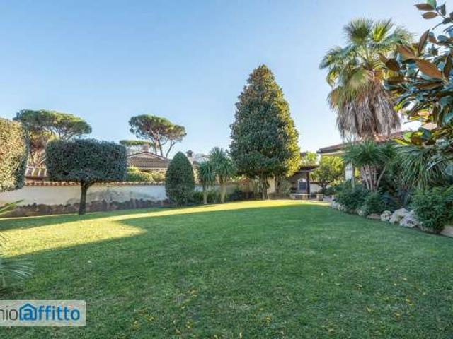Villa Indipendente in affitto a Municipio Roma X, Roma Capitale