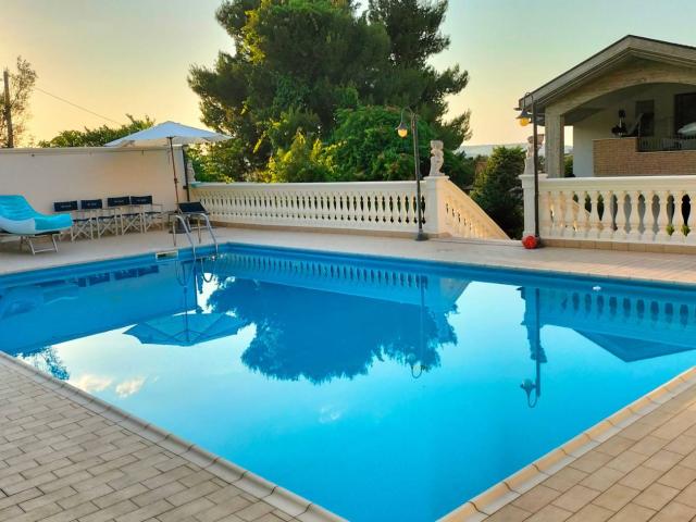 Villa Indipendente in vendita a Giardino, Montesilvano