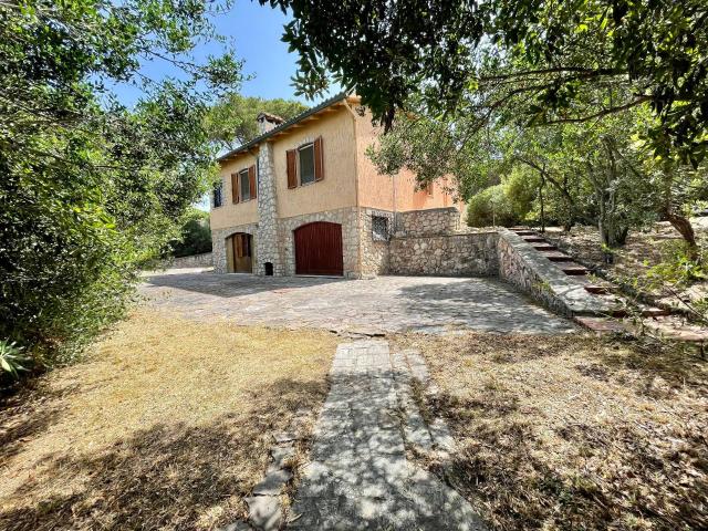 Villa Indipendente in vendita a Orbetello, Toscana