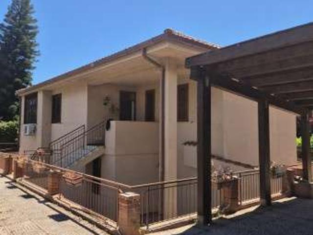 Villa Indipendente in affitto a VII Circoscrizione, Palermo