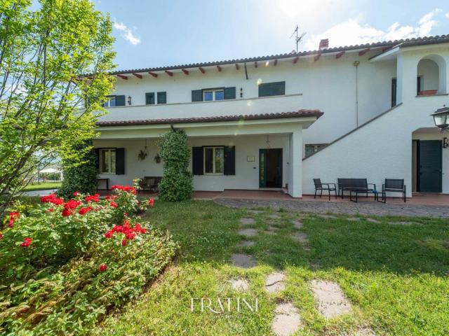 Villa Indipendente in vendita a Scapriano, Teramo
