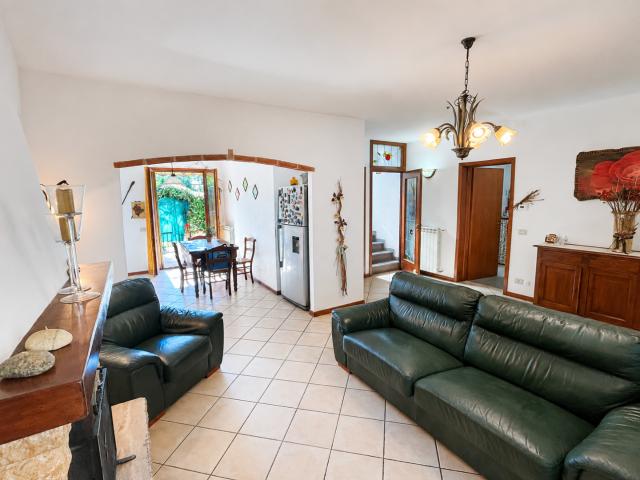 Villa Indipendente in vendita a La Rosa, Terricciola