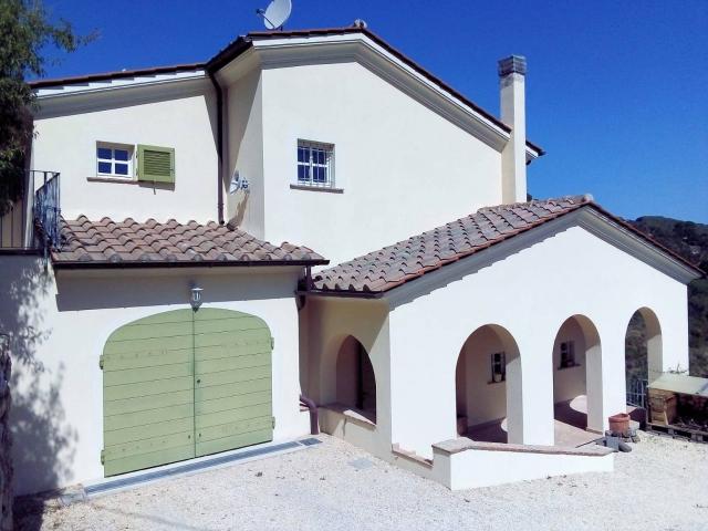 Villa Indipendente in vendita a Marciana Marina, Toscana