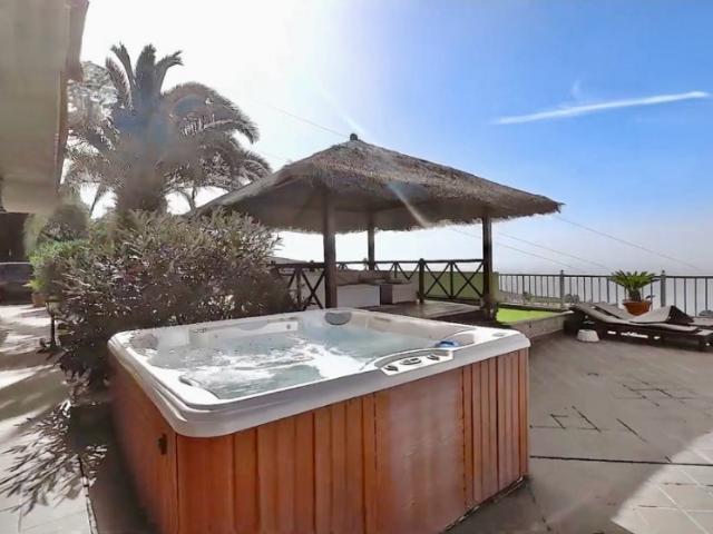 Chalet en venta en Taucho, Adeje