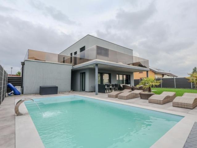 Einfamilienhaus kaufen in Grandcour, Waadt