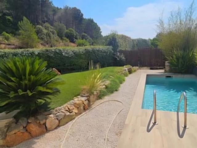 Maison vente à Arrondissement de Toulon, Solliès-pont
