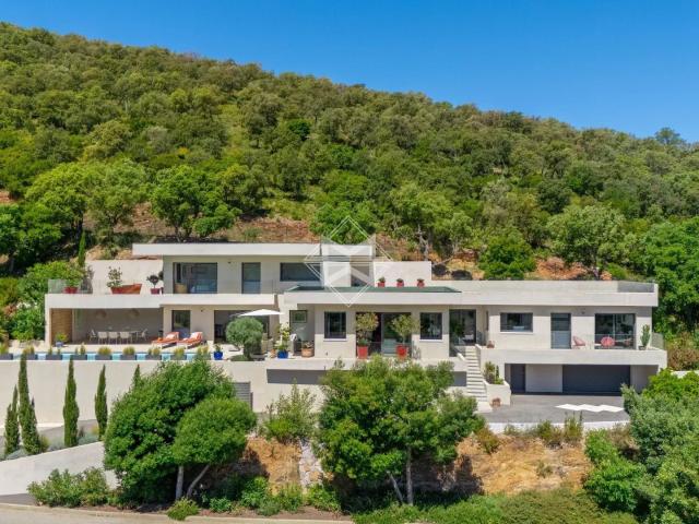 Maison vente à Arrondissement de Toulon, La Londe-les-maures