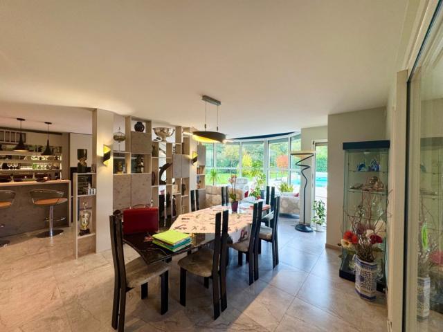 Maison vente à Bourg-en-Bresse, Bourg-en-bresse