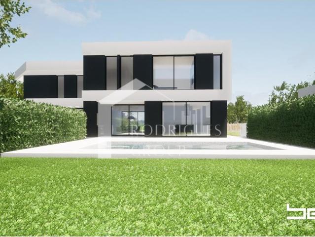 Casa venda em Estômbar, Faro
