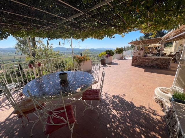 Villa vente à Arrondissement de Toulon, Cuers