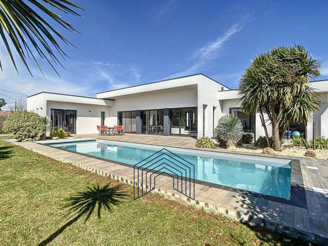 Maison vente à Fonsalce, Saint-Sulpice-la-Pointe