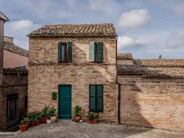 Villa Indipendente in vendita a Unione Montana di Comuni delle Valli di Lanzo, Ceronda e Casternone, Piemonte