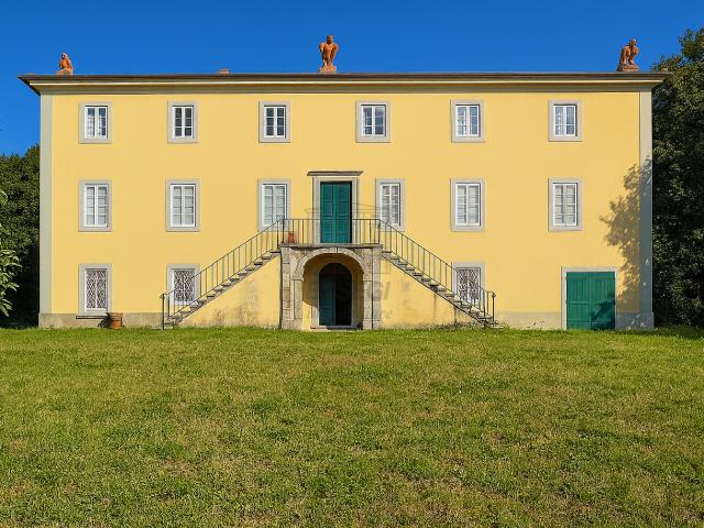 Villa Indipendente in vendita a Nozzano San Pietro, Bagni Di Lucca Ponte